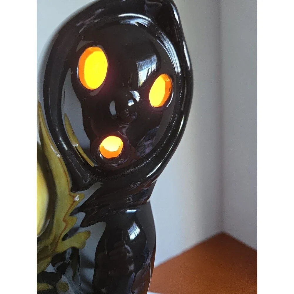 RARE HALLOWEEN Vintage Ceramic Ghost Mold 12.5